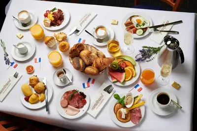 Essen im Hotel oder in der Nähe