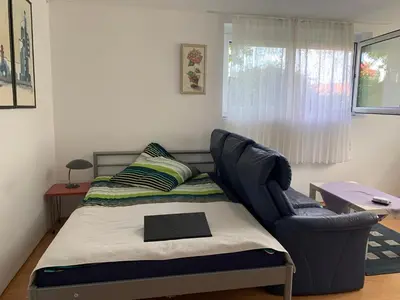 Ein Sitzbereich in der Unterkunft Haus Idylle Weindorf Duchroth - Helle Souterrain Ferienwohnung