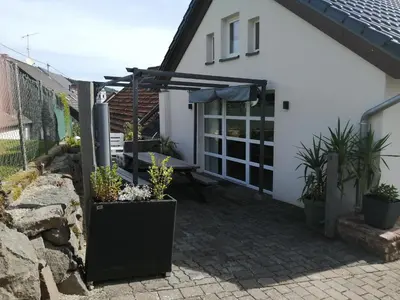 Das Gebäude in dem sich die Ferienwohnung befindet