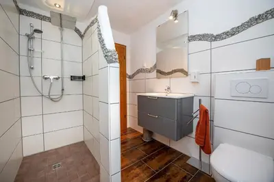 Ein Badezimmer in der Unterkunft Ferienwohnung Cella II