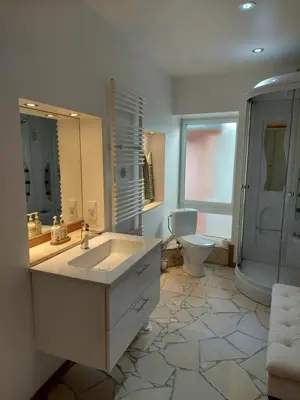Ein Badezimmer in der Unterkunft Romantisches Ferienhaus in Moselnähe