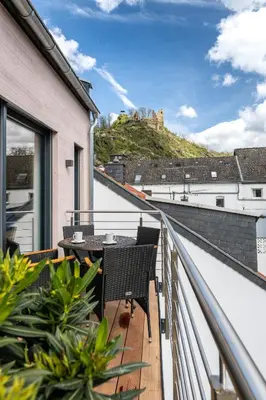 Ein allgemeiner Bergblick oder ein Berglick von der Ferienwohnung aus