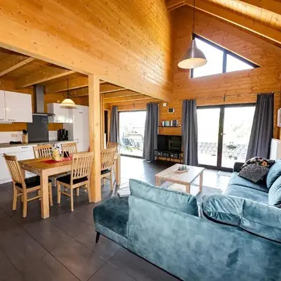 5 Sterne Ferienhaus Tommy mit Kamin