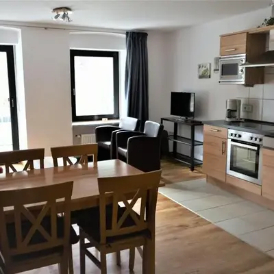 Haus-Moselliebe-2P-mit-Balkon-und-Moselblick