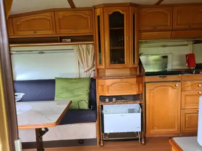 Küche/Küchenzeile in der Unterkunft Guesthouse Wallenborn - Caravan Chalet