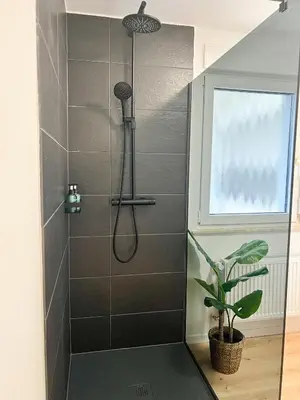 Ein Badezimmer in der Unterkunft JUPAS - Premium Apartments Trier