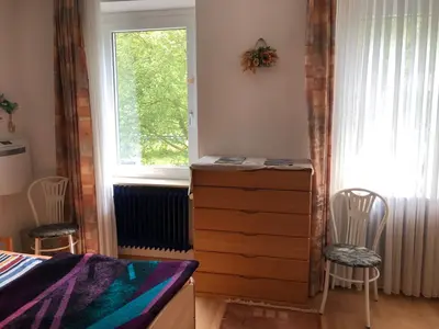 Grundriss der Unterkunft Doppelzimmer mit Doppelbett und zusätzlicher einzelner Schlafgelegenheit