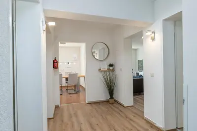 Küche/Küchenzeile in der Unterkunft Riesling Appartement for 2 - 4 People - Billiards - Balcony with Mosel View - Parking - Wine Barrel Bar - Fully Equipped Kitchen - Netflix - WaipuTV - 3 km from Cochem