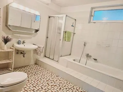 Ein Badezimmer in der Unterkunft Ferienwohnung Rodder Maar