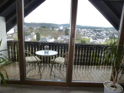 Ein Balkon oder eine Terrasse in der Unterkunft Eifel Panoramablick