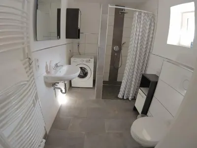 Ein Badezimmer in der Unterkunft Ferienhaus im Kirschbäumchen