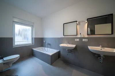 Ein Badezimmer in der Unterkunft DQ03 - Geräumige Monteurwohnung Koblenz