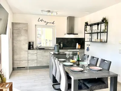 Küche/Küchenzeile in der Unterkunft Ferienwohnung Moseltraum, 1-6 Pers, mit 3 Schlafzimmer und Panoramabalkon