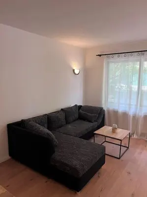 Ein Sitzbereich in der Unterkunft Apartment Mahira im Luftkurort Schindeldorf