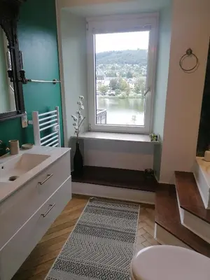 Ein Badezimmer in der Unterkunft Voll ausgestattete Wohnung mit Moselblick
