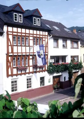 Das Gebäude in dem sich die Pension befindet