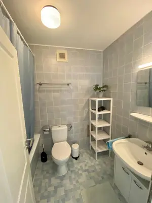 Ein Badezimmer in der Unterkunft Ferienwohnung Zum Nussbaum - Landhausstil & Moseltalblick