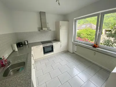 Küche/Küchenzeile in der Unterkunft Ferienwohnung Zum Nussbaum - Landhausstil & Moseltalblick