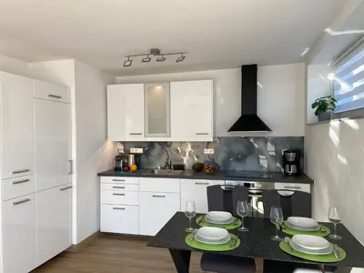 Küche/Küchenzeile in der Unterkunft Ferienwohnung Zur alten Dorfschule