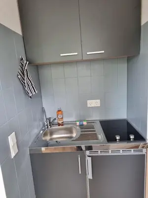 Küche/Küchenzeile in der Unterkunft Schöne Ferienwohnung zentral in Koblenz (HG)