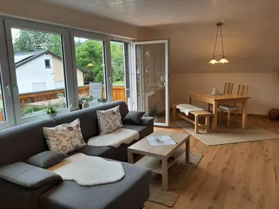 Ein Sitzbereich in der Unterkunft Ferienwohnung Marion