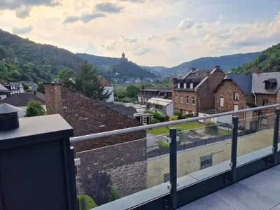 Ein allgemeiner Bergblick oder ein Berglick von der Ferienwohnung aus