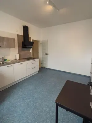 Küche/Küchenzeile in der Unterkunft Geräumige 3-Schlafzimmer-Wohnung in Koblenz nahe Uni