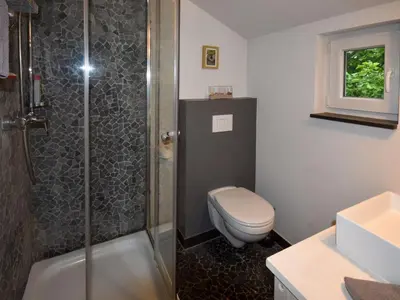 Ein Badezimmer in der Unterkunft Cottage in Germany with Sun Terrace & BBQ