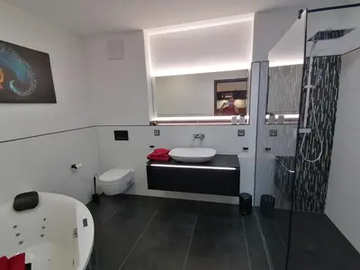 Ein Bett oder Betten in einem Zimmer der Unterkunft FeWo Excellence Juwel