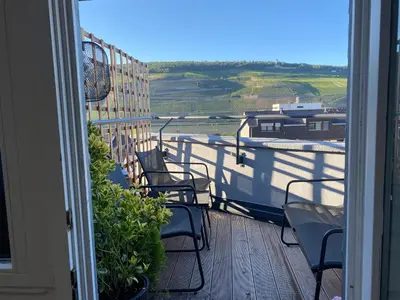Ein Balkon oder eine Terrasse in der Unterkunft HomeSweetHome#Bingen