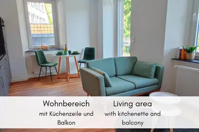 Ein Sitzbereich in der Unterkunft Winzerhaus am Calmont - Charme & Moselblick