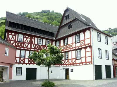 Das Gebäude in dem sich die Ferienwohnung befindet
