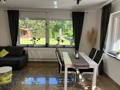 Ein Sitzbereich in der Unterkunft Ferienwohnung Mara