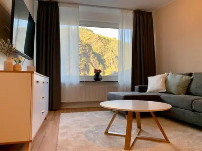 Ein allgemeiner Bergblick oder ein Berglick von der Ferienwohnung aus