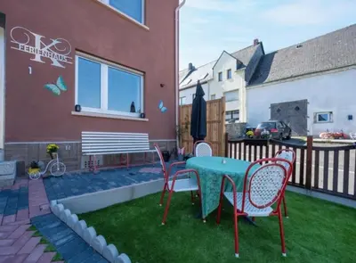 Das Gebäude in dem sich die Ferienwohnung befindet