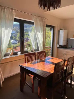Küche/Küchenzeile in der Unterkunft Traumhaus am Maar 3