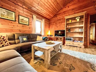 TV/Unterhaltungsangebot in der Unterkunft Holiday Home Schöne Aussicht by Interhome