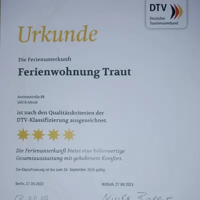 Ein Zertifikat, Auszeichnung, Logo oder anderes Dokument, das in der Unterkunft FEWO Traut ausgestellt ist