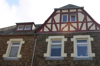 Das Gebäude in dem sich die Ferienwohnung befindet