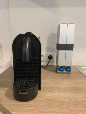 Kaffee-/Teezubehör in der Unterkunft Ferienapartment Auszeit- Sauna, Whirlpool und Garten zur Alleinnutzung