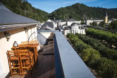 Ein allgemeiner Bergblick oder ein Berglick von der Ferienwohnung aus