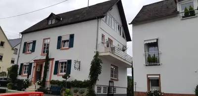 Das Gebäude in dem sich die Pension befindet