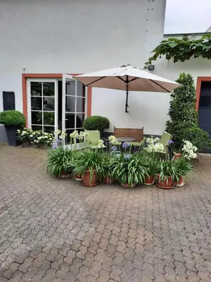 Ein Garten an der Unterkunft Landhauskiebel