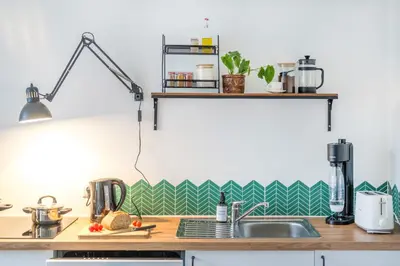Küche/Küchenzeile in der Unterkunft 120qm, cozy Apartment, sehr zentral am HBF, 3SZ