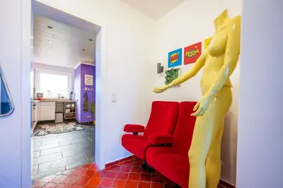 Ein Sitzbereich in der Unterkunft Pop Art Loft über den Dächern von Koblenz