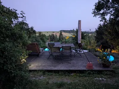 Ein Garten an der Unterkunft Ferienwohnungen Willrich