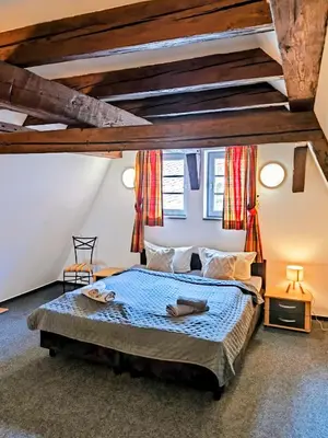 Ein Bett oder Betten in einem Zimmer der Unterkunft Bacchus Holiday Homes