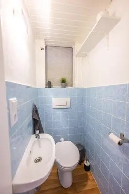 Ein Badezimmer in der Unterkunft Südstadt-Oase 1 Komfort mit 2 SZ und Balkon