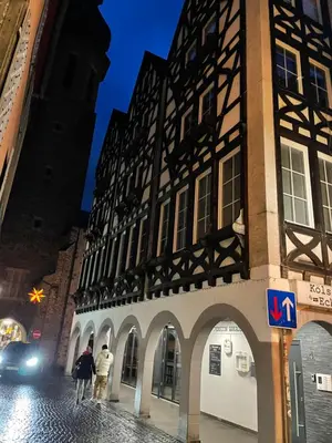 Das Gebäude in dem sich das Bed & Breakfast befindet