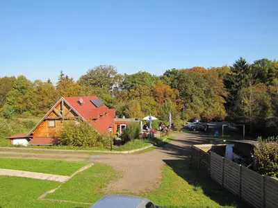 Ein Garten an der Unterkunft Haus Lahneck bei Koblenz